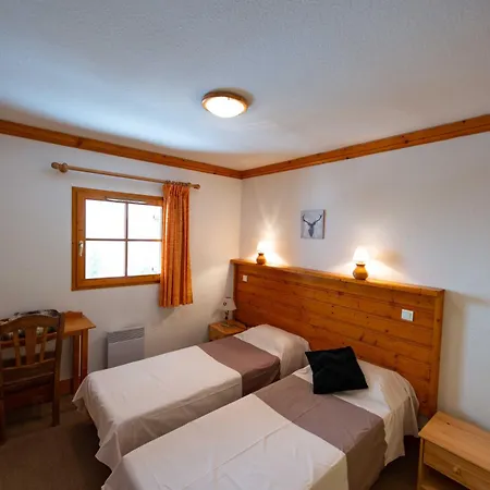 Hotel Leschalets De Pré Genty *